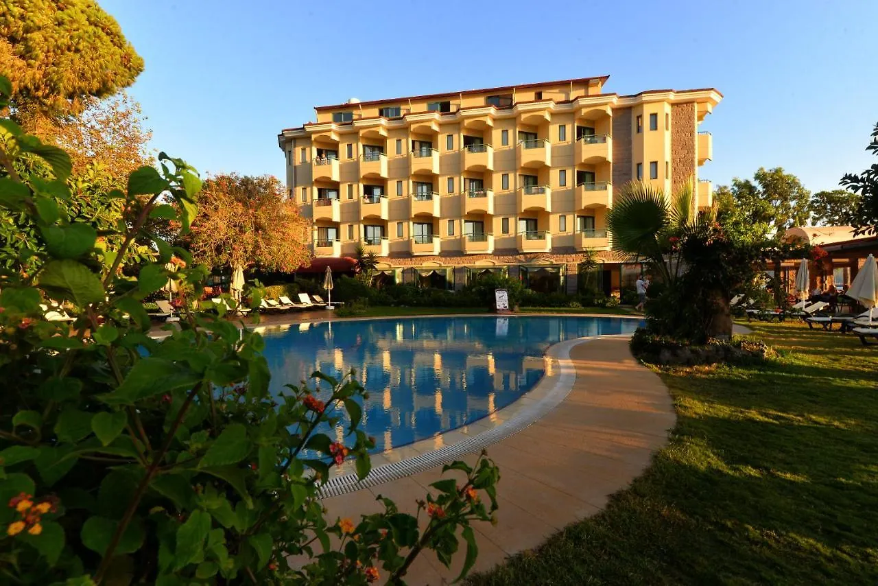 פאטהיה Hotel Mutlu