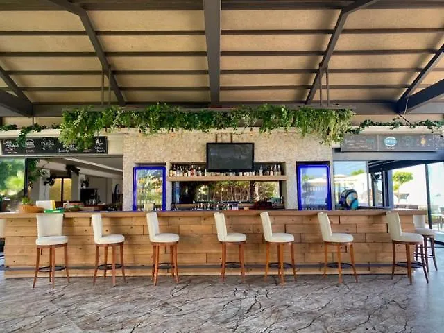 פאטהיה Hotel Mutlu